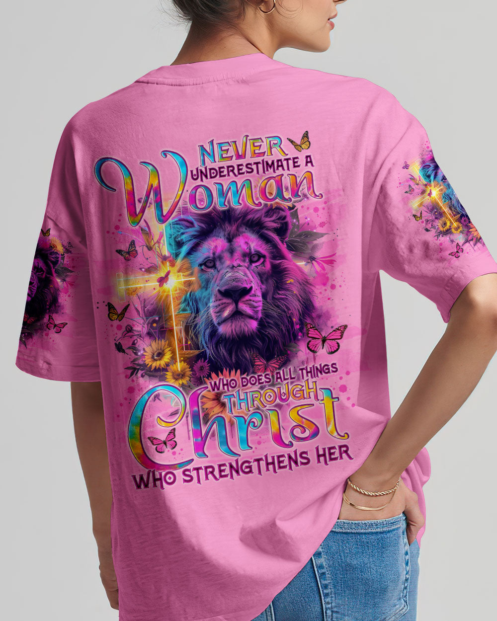 Never Underestimate A Woman Lion Women's All Over Print Shirt - Tlno1204242
