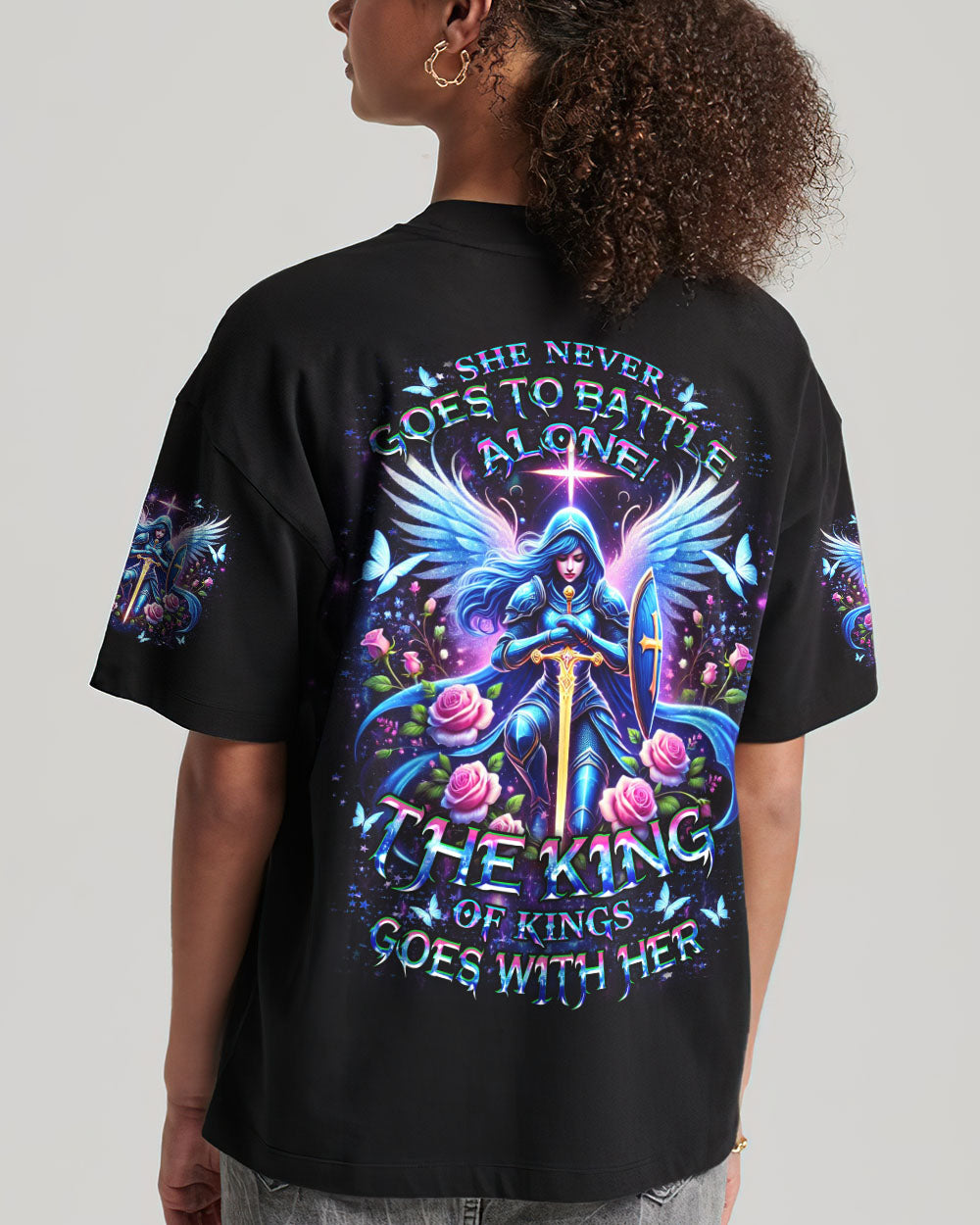 She Never Goes To Battle  Alone Women's All Over Print Shirt - Yhdu1501251