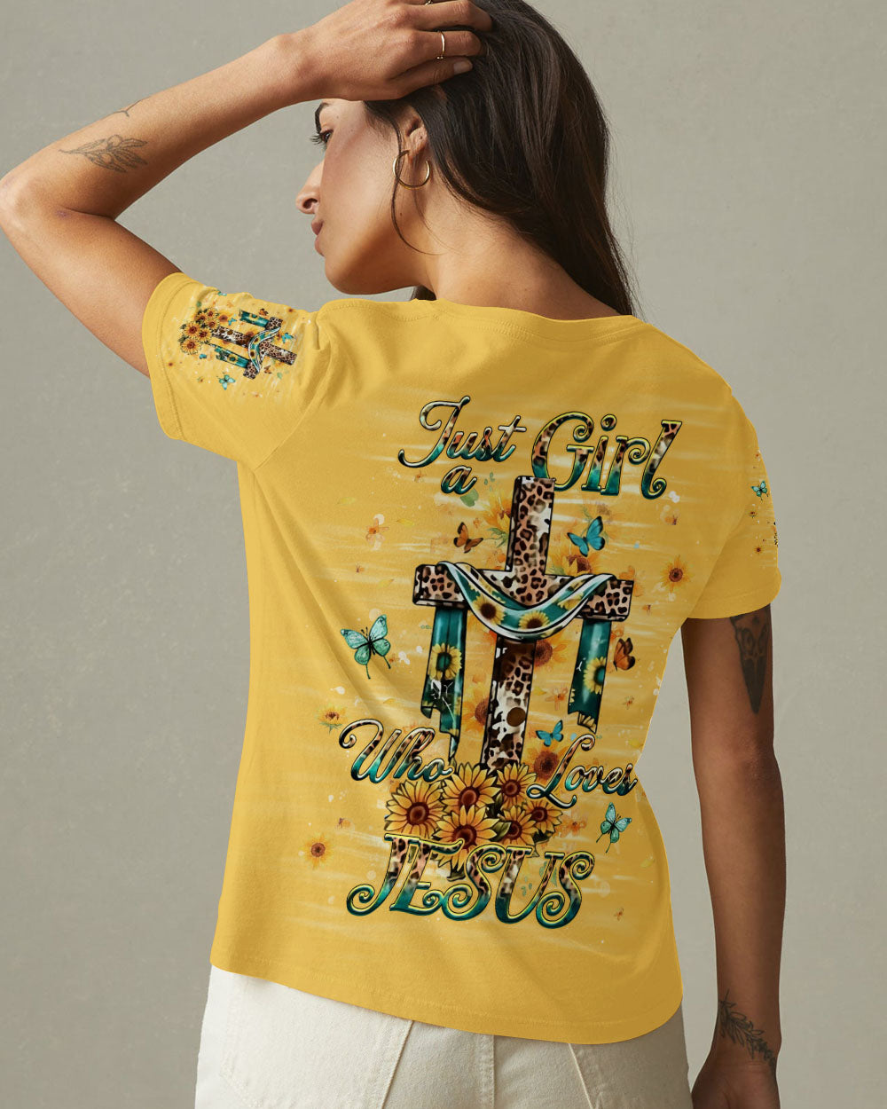 Just A Girl Who Loves Jesus Women's All Over Print Shirt - Yhhg2612251