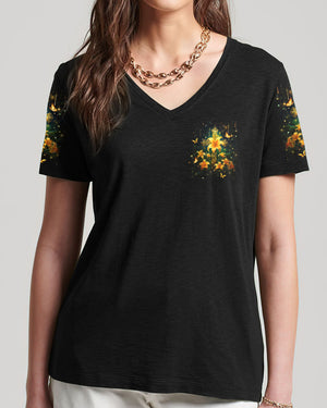 Just A Girl Who Loves Jesus Women's All Over Print Shirt - Yhlt1201243
