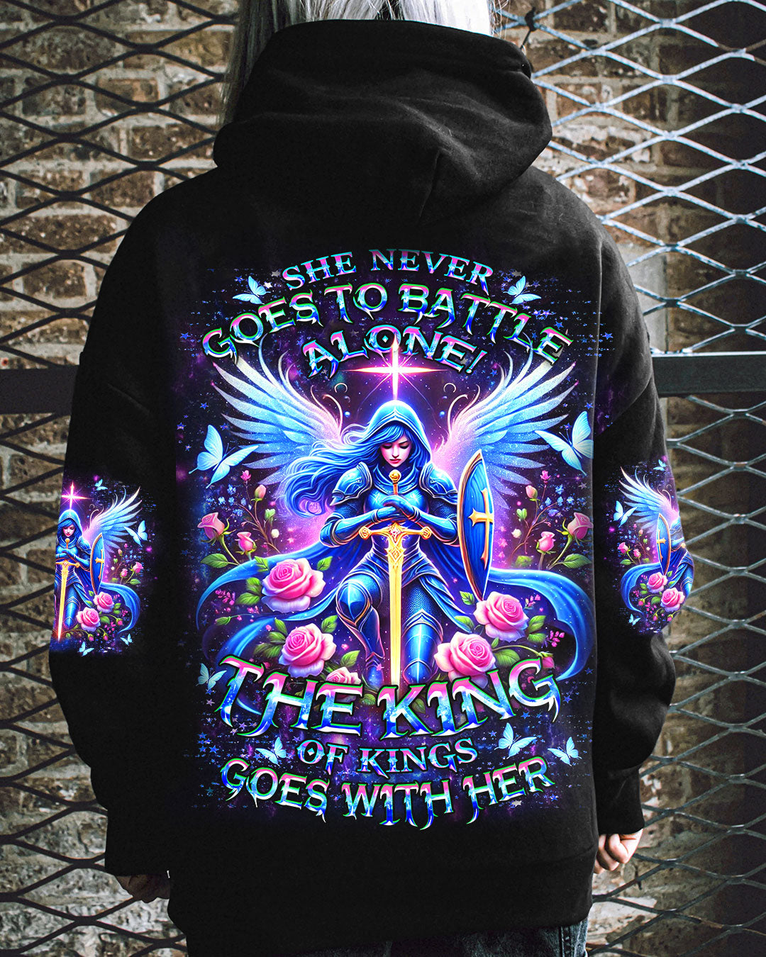 She Never Goes To Battle  Alone Women's All Over Print Shirt - Yhdu1501251